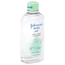 Johnson's Baby Oil with Aloe Vera & Vitamin E